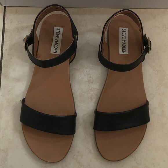 Steve Madden - Daelyn Ankle Strap Sandal (Black, Size 8) - Picture 4 of 5